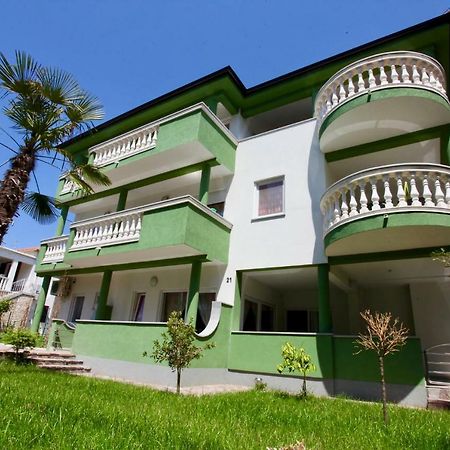 B88 Apartments - Vila Palma Sveti Filip i Jakov Eksteriør bilde