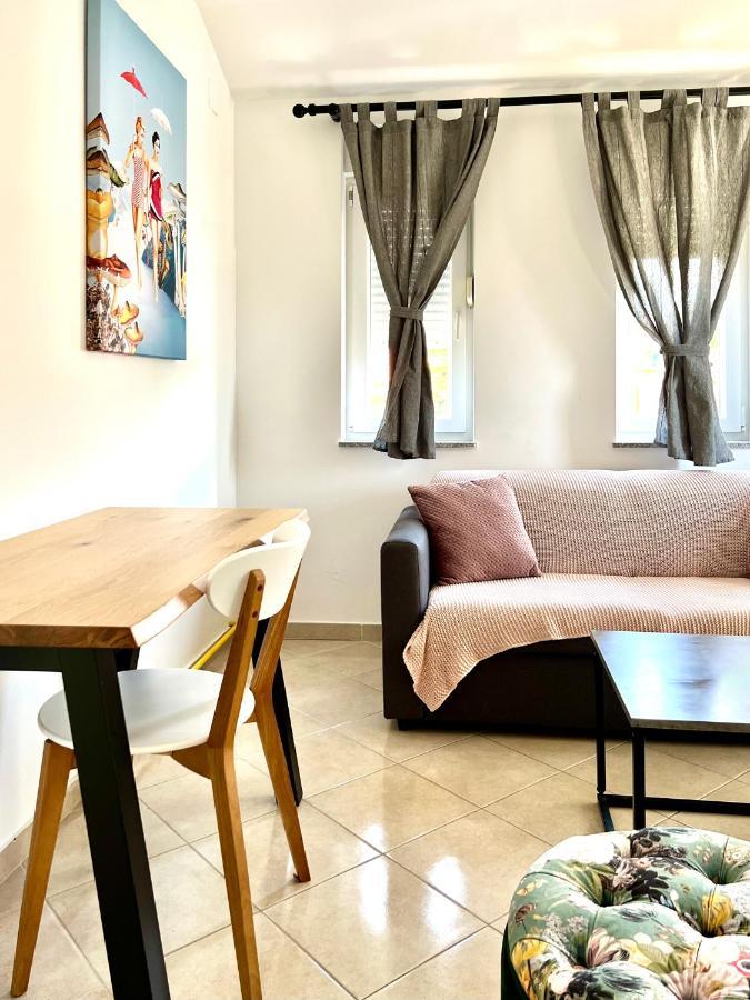 B88 Apartments - Vila Palma Sveti Filip i Jakov Eksteriør bilde