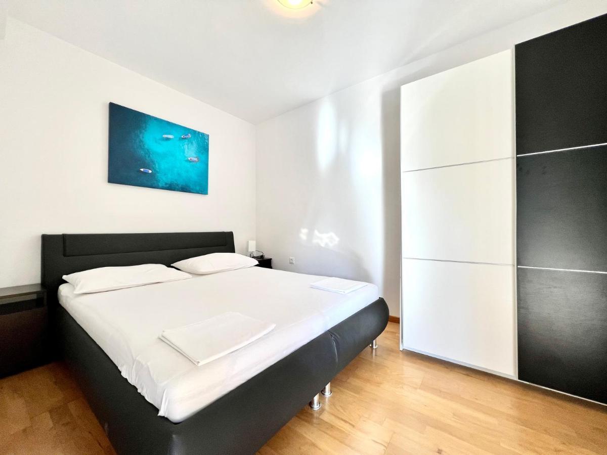 B88 Apartments - Vila Palma Sveti Filip i Jakov Eksteriør bilde