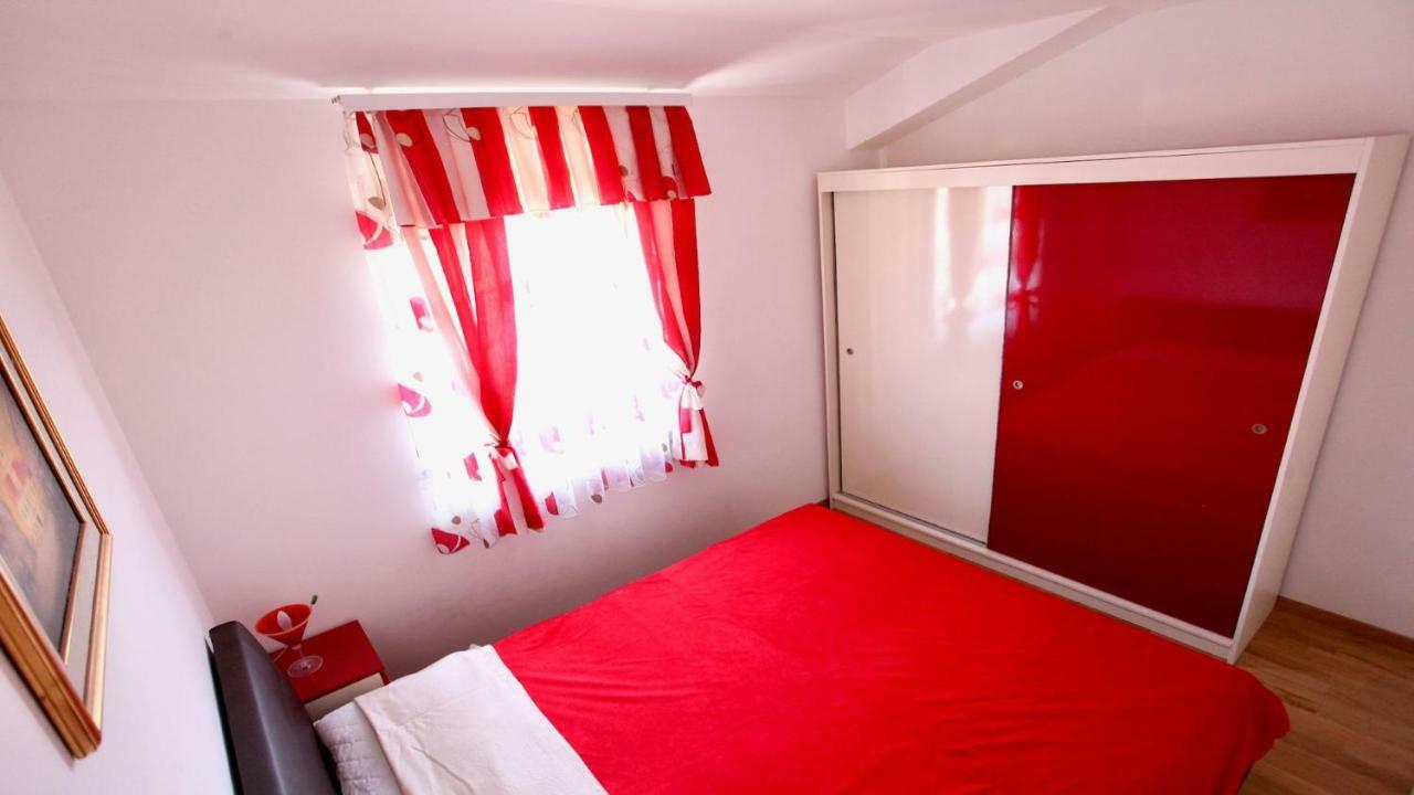 B88 Apartments - Vila Palma Sveti Filip i Jakov Eksteriør bilde